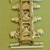 Heavy 8x4 chassis (tridem, lifting steering rear axle) – Image 6