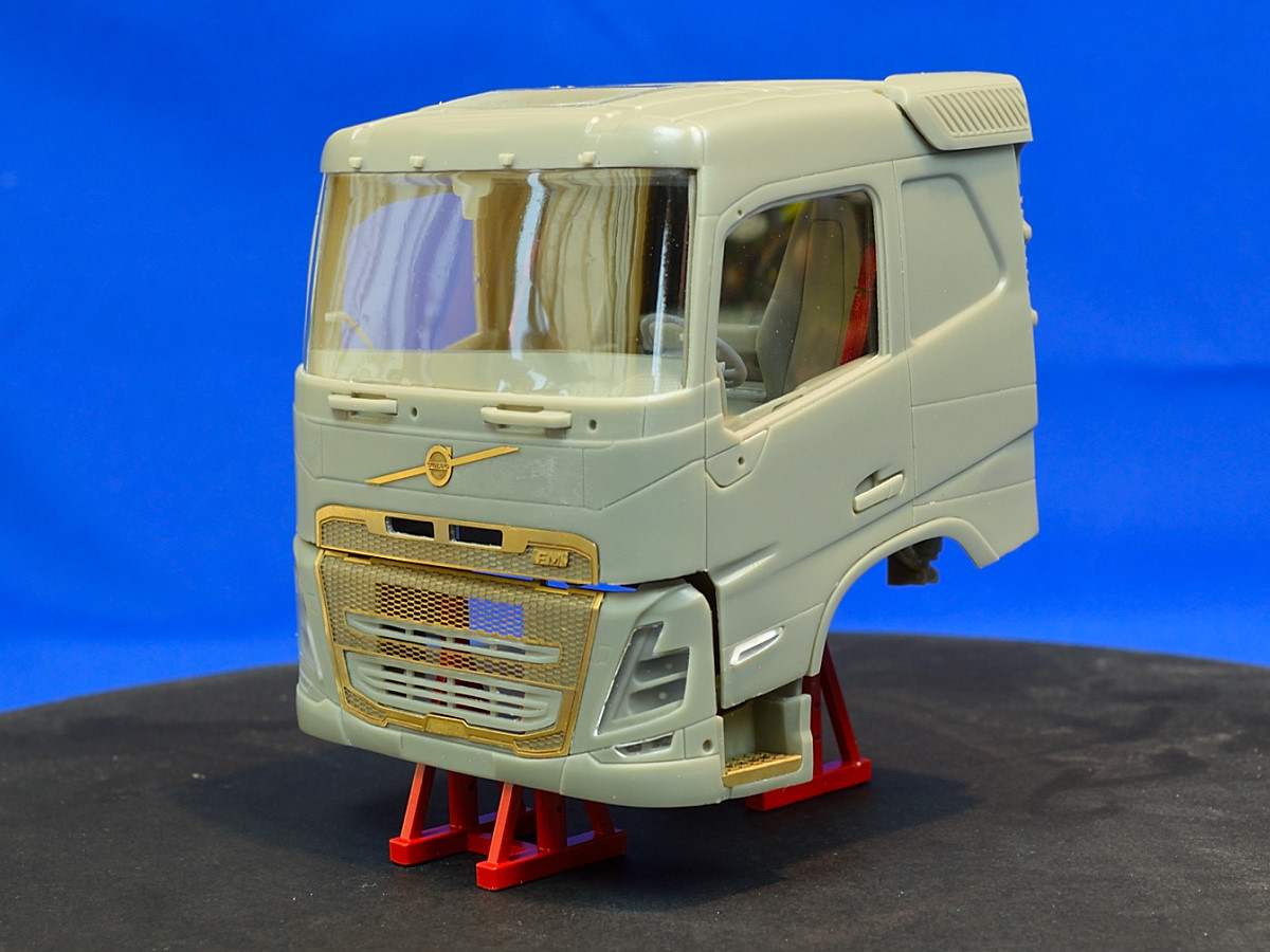 Mid-range Swedish truck, sleeper cab, flat roof. Conversion kit, 1/24