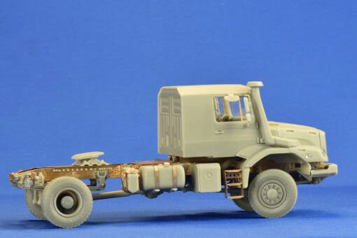 Zetros 4x4 tractor truck. Full kit. Scale 1/35 - Image 2