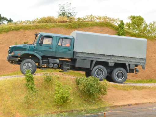 Zetros 6x6 double cab canvas truck. Full kit. Scale 1/35 – Image 4